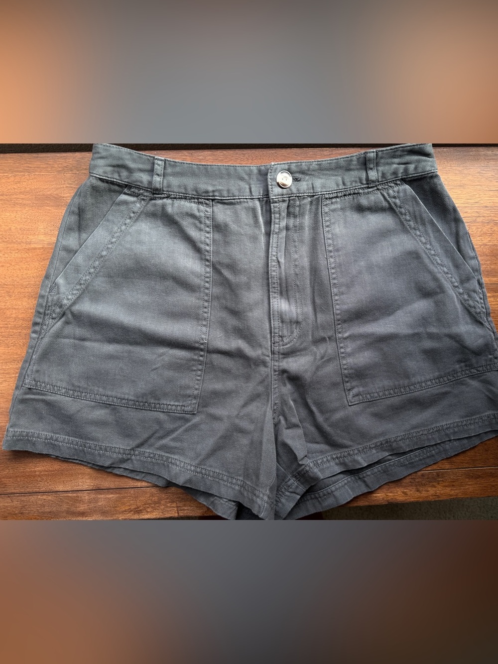 Universal Thread Shorts